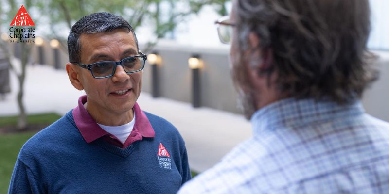 Lleva esperanza al ámbito laboral: CCA está contratando capellanes en todo el país