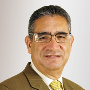 Dr. William Hernandez